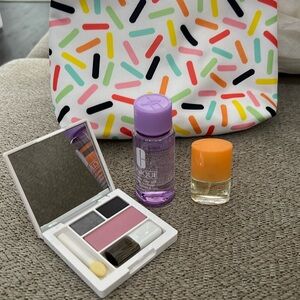 NEW MULTI-COLORED CANDY SPRINKLES COSMETIC BAG perfume eyeshadow makeupremover